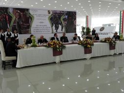 Frente a invitados y elementos de las Fuerzas Armadas se llevó a cabo la ceremonia de conmemoración del Día del Ejército Mexicano.