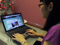 En el Estado, 1.2 millones de hogares disponen de acceso a la red, ya sea mediante conexión fija o móvil. AFP/Archivo