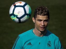 En caso de quedarse con los tres puntos, la escuadra de Zinedine Zidane llegaría a 48 puntos, lo cual los pondría a siete unidades del Atlético de Madrid y a 14 del Barcelona. EFE / E. Naranjo