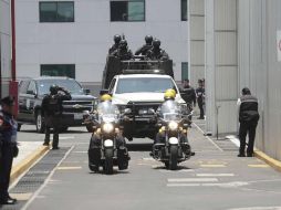 El dispositivo de seguridad en el que fue trasladado el contador de Duarte, estuvo compuesto de tres camionetas de la Agencia de Investigación Criminal de la PGR. SUN / ARCHIVO