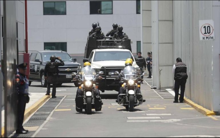 El dispositivo de seguridad en el que fue trasladado el contador de Duarte, estuvo compuesto de tres camionetas de la Agencia de Investigación Criminal de la PGR. SUN / ARCHIVO