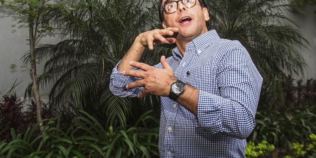 Adal Ramones se pone picante