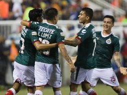 Chivas usó su mejor cuadro para enfrentar al club dominicano. EFE/O. Barría