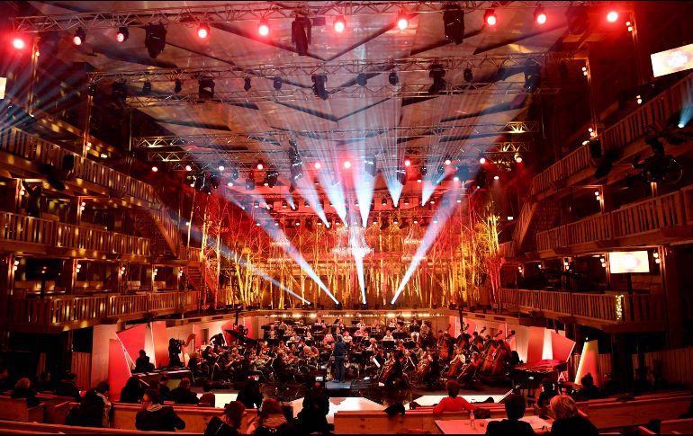 La orquesta de la Ópera de Lyon ensaya previo a la ceremonia 
