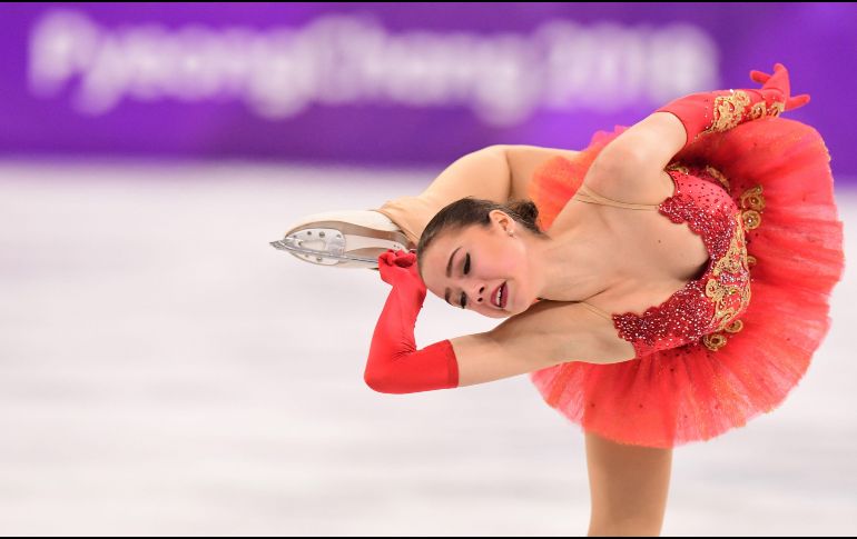 Con su combinación roja con detalles dorados, Zagitova convenció al jurado con música del ballet Don Quijote. AFP/R. Schmidt