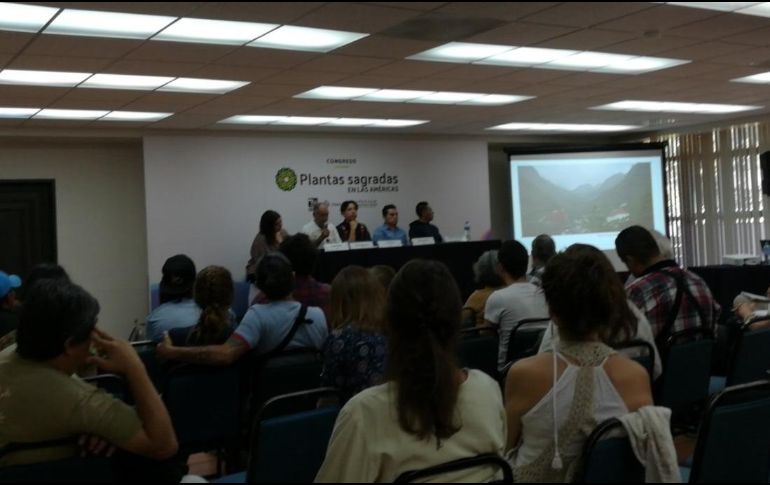 Este viernes inició el congreso “Plantas Sagradas en Las Américas”, que se llevará a cabo durante este fin de semana en Ajijic. TWITTER / @CIESASOccte
