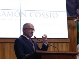 Cossío Díaz durante la conferencia magistral “Los retos jurídicos en los cuidados paliativos en México”. TWITTER/@udg_oficial