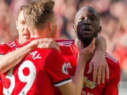 El Manchester United aprovechó sus oportunidades y estar en casa para llevarse tres puntos valiosos. EFE/P. Powell