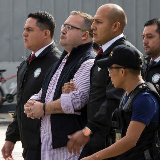 Vinculan a dos agentes del MP a proceso por desvío en Veracruz