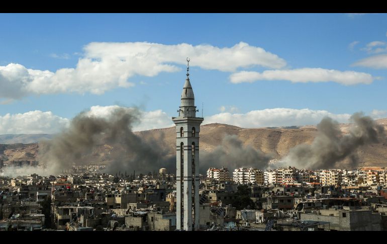 A pesar de la pausa humanitaria auspiciada por Rusia, los ataques continúan en Douma, a las afueras de Damasco. AFP/H. Al-Ajweh