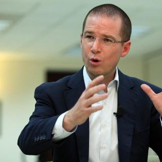 Que Anaya se haga cargo de sus decisiones inmobiliarias, pide Meade