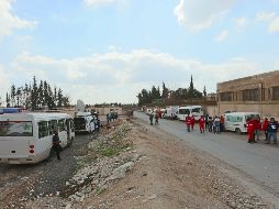 Este es el primer convoy de la Cruz Roja para Afrín desde el inicio de la ofensiva en la zona. AFP/L. Beshara