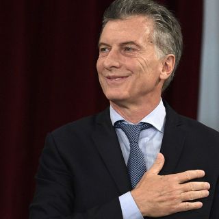 Macri asegura que "lo peor ya pasó" al presentar su informe de gobierno