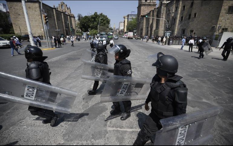 Tras la dispersión de manifestantes, los antimotines partieron. EL INFORMADOR/F. Atilano