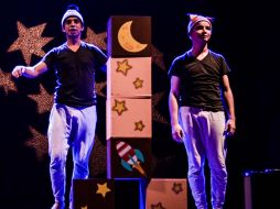 Jesús Sánchez, dirige y actúa en la obra donde también participan Felipe Curiel y Armando Amezcua.