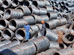 El Departamento de Comercio había propuesto a Trump en febrero que impusiera un arancel global del 24 % a todas las importaciones de acero. EFE/ M. Patronal