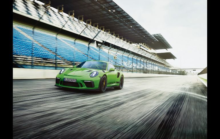 Porsche presentó al nuevo 911 GT3 RS, que se volverá en un coche histórico para la marca