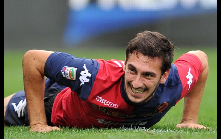 Astori debutó en la Serie A con Cagliari en 2008 y pasó seis temporadas con el equipo. Imagen de septiembre de 2013. AFP/ARCHIVO