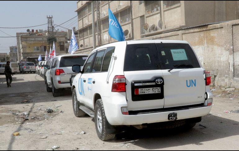 La caravana está organizada por la ONU, el Comité Internacional de la Cruz Roja (CICR) y la Media Luna Roja Siria. EFE/Y. Badawi