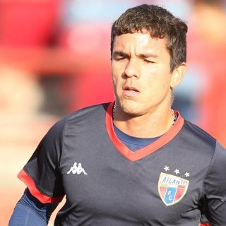 Mediocampista Pedro Arce ya entrena con el Atlante tras lesión