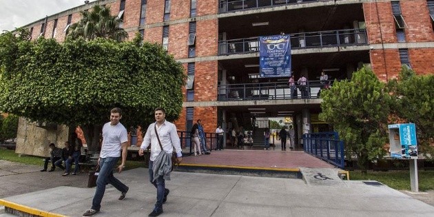 Universitarios condenan la muerte de estudiante del CUCSH