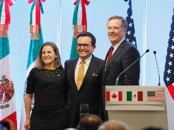 Mientras Guajardo se mostró optimista con los resultados de la ronda, el representante de EU Robert Lighthizerv lamentó la lentitud de las negociaciones. EFE / J. Núñez