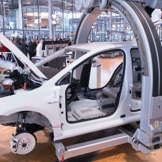 Volkswagen invertirá 658 MDD en planta de Puebla