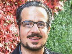 Alberto Achar, gerente de mercadotecnia de las librerías Gandhi, ve una gran oportunidad en las escuelas y casas hogar para impulsar el hábito de la lectura. ESPECIAL/ARMANDO NEGHIT