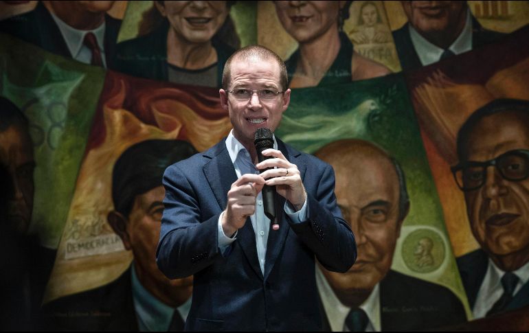 Ricardo Anaya reiteró su proyecto anticorrupción en la sede nacional de Movimiento Ciudadano. SUN/C. Blanquet