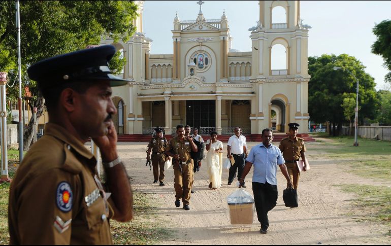 Las autoridades de Sri Lanka impusieron ayer el toque de queda y arrestaron a más de veinte personas en Kandy. AP/ARCHIVO