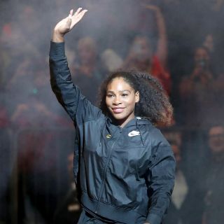 Serena Williams participa en torneo de exhibición en NY