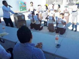 Ante la serie de críticas, el diputado perredista se deslindó del acto. FACEBOOK / NO MÁS PRI