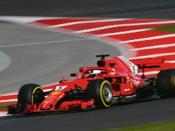 Sebastian Vettel. El piloto alemán de Ferrari rodó 171 vueltas ayer durante el quinto día de prácticas en Barcelona. AFP