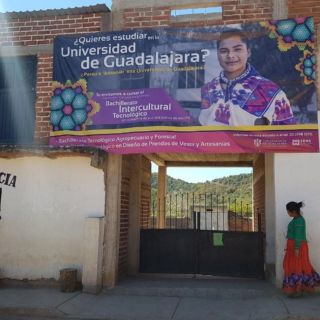 Arrancan construcción de nuevas prepas wixárikas de la UdeG