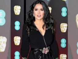 “Pies, para qué los quiero si tengo alas para volar”, escribe Salma para acompañar la imagen. INSTAGRAM / salmahayek