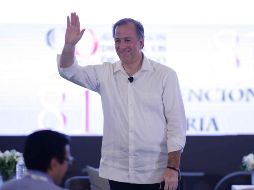  Meade Kuribreña refirió que en Guerrero los mayores retos que enfrenta el Estado están con las entidades vecinas.  SUN/ I. Stephens