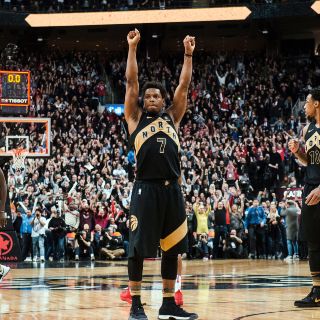 Toronto frena a los Rockets