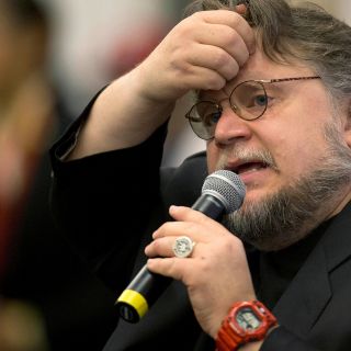 Del Toro estrenará documental de los 43 en Guadalajara