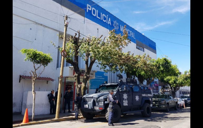 La Policía municipal de San Pedro Tlaquepaque fue intervenida este domingo ante la sospecha de infiltraciones del crimen organizado. EL INFORMADOR