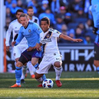 Giovani dos Santos es duda para amistosos con el Tri