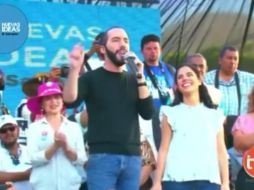 “México lastimosamente cayó en la trampa, votó por él y ahí está sufriendo”, manifestó Bukele. YOUTUBE / Jota Sebass