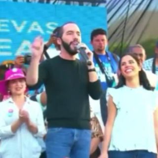 Aspirante presidencial salvadoreño insulta a Peña Nieto