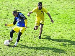 Empuje. Para Néstor Vidrio (der.), un triunfo ante Zacatepec ayudaría para cerrar fuertes de cara a una eventual Liguilla. EL INFORMADOR/A. Camacho