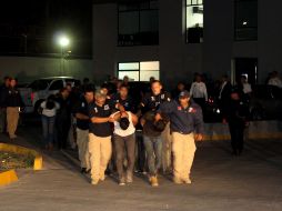 Autoridades estatales y federales operan para detener objetivos criminales, quienes han respondido con incendios y bloqueos. FACEBOOK/michoacanpgj