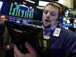 El Dow Jones reporta un avance de 24.30 puntos (0.10 por ciento) para operar en 24 mil 782.42 unidades. AP / R. Drew
