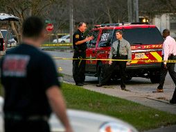 Las explosiones provocaron varios incendios que consumieron la totalidad de la instalación y provocó que el techo de la planta se colapsara. AP/ ARCHIVO