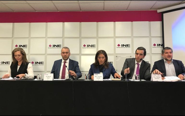 Mientras que Zavala ya puede registrarse como candidata, Ríos Piter y “El Bronco” cuentan con cinco días para hacer valer su derecho de audiencia, señaló el Instituto. TWITTER / @INEMexico