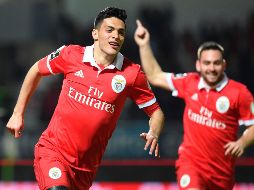 Jiménez entra al partido al minuto 58 y de inmediato se hace presente en el marcador. AFP/M. Riopa