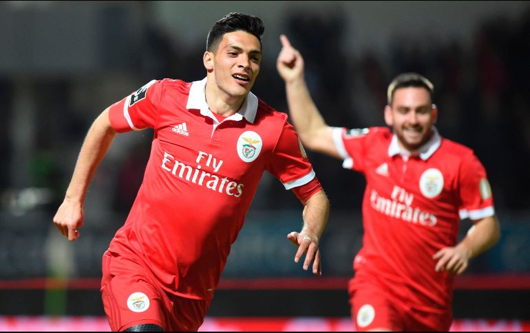 Jiménez entra al partido al minuto 58 y de inmediato se hace presente en el marcador. AFP/M. Riopa