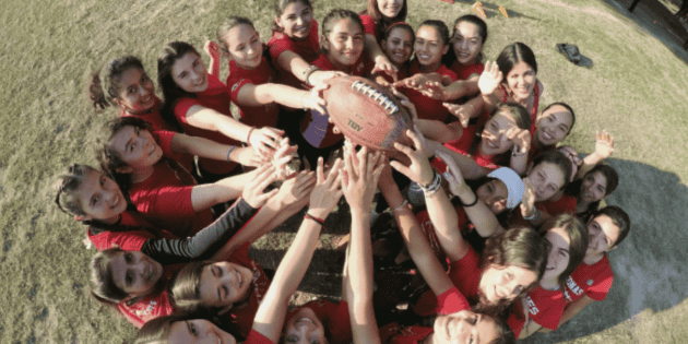 Due&ntilde;as de la cancha